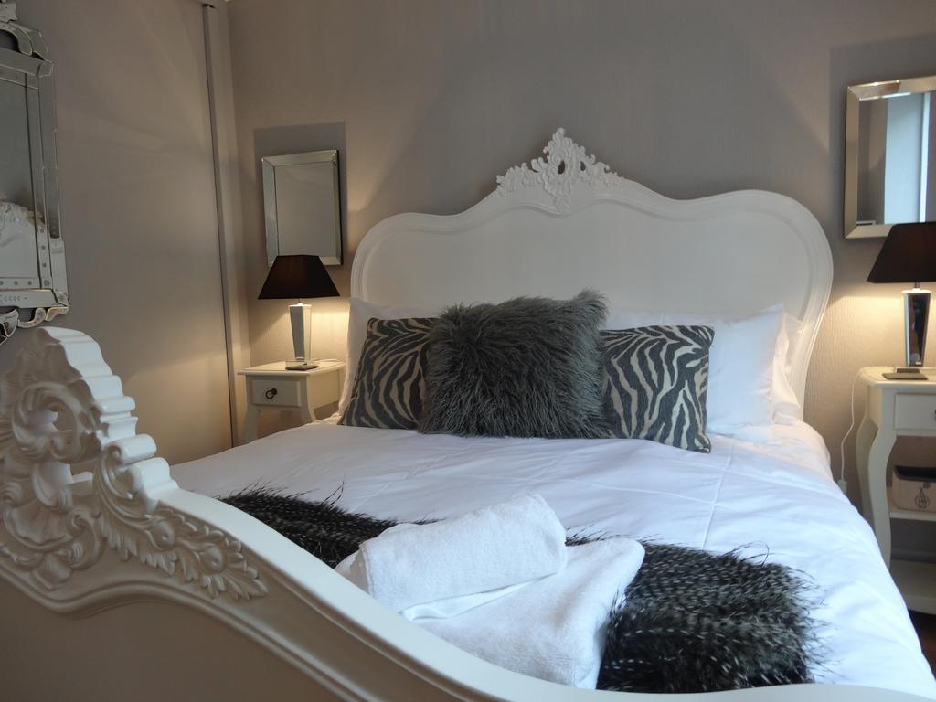 Burlington Beach Apartments Hove Esterno foto