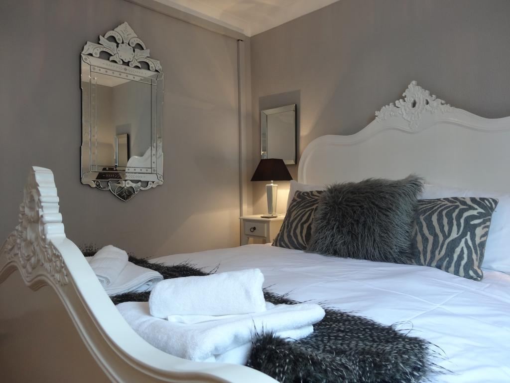 Burlington Beach Apartments Hove Esterno foto