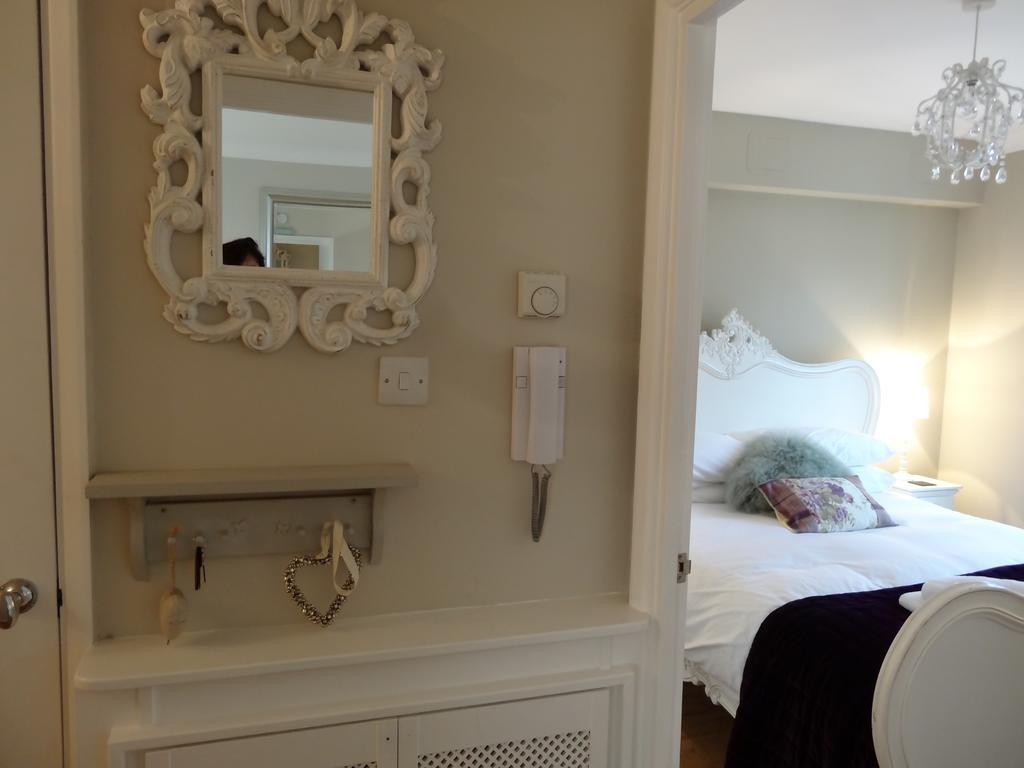 Burlington Beach Apartments Hove Esterno foto